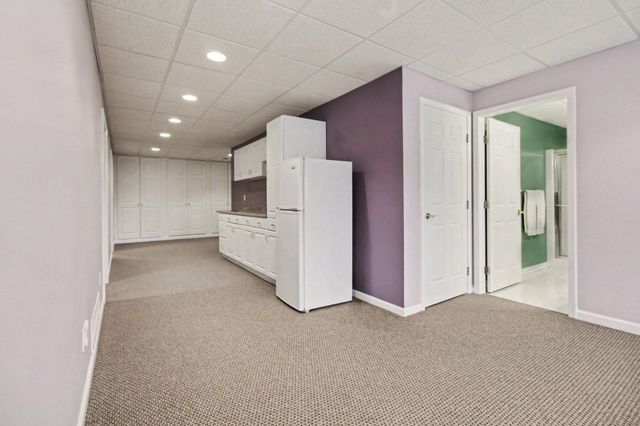 1100 Longview Lane, Saline, MI 48176