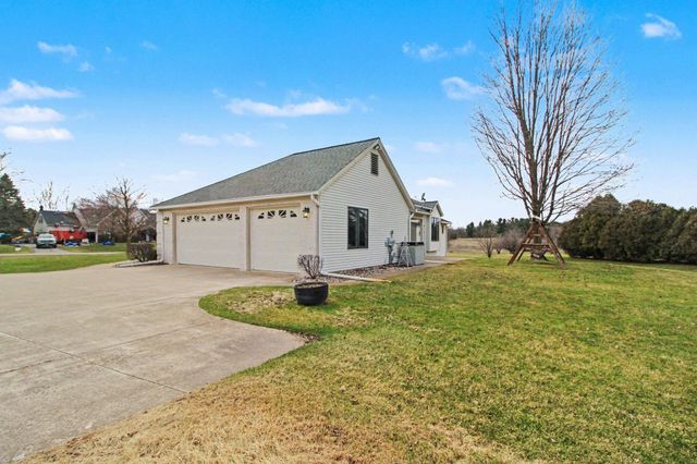 1100 Longview Lane, Saline, MI 48176
