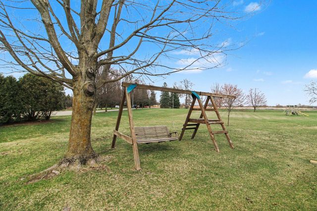 1100 Longview Lane, Saline, MI 48176