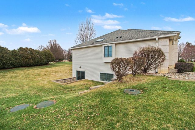 1100 Longview Lane, Saline, MI 48176