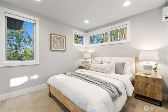 18858 NE 49th Place, Sammamish, WA 98074