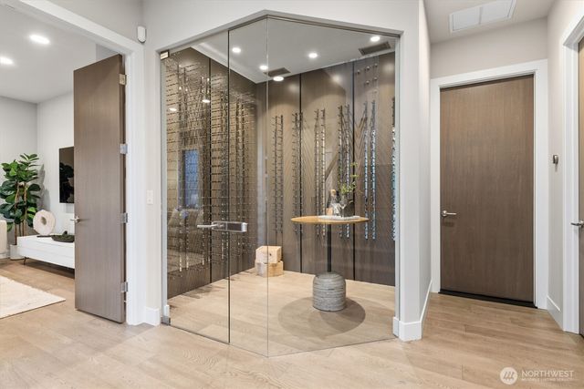 18858 NE 49th Place, Sammamish, WA 98074