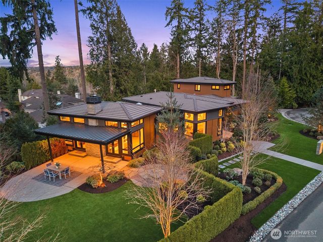 18858 NE 49th Place, Sammamish, WA 98074