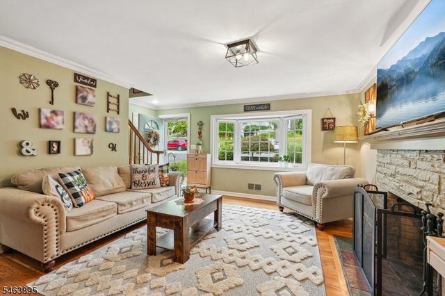 166 Beech Ter, Wayne Twp., NJ 07470