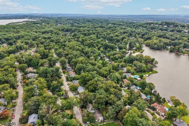 166 Beech Ter, Wayne Twp., NJ 07470