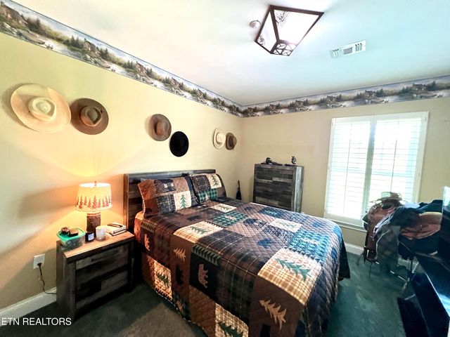 1283 Highway 139 406C, Dandridge, TN 37725
