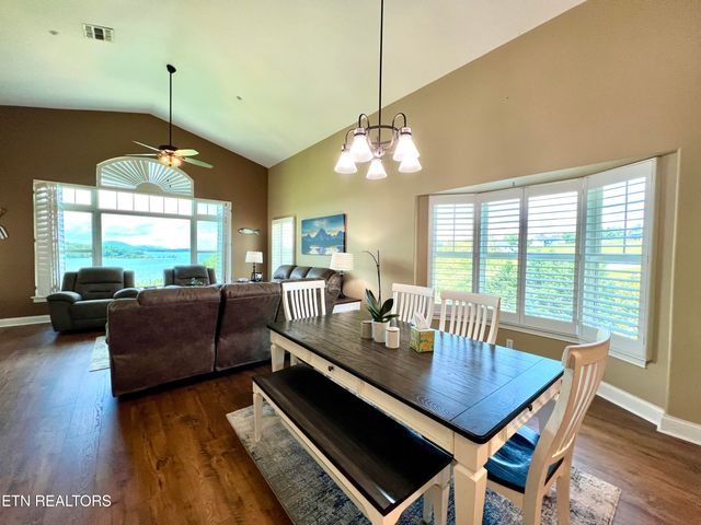1283 Highway 139 406C, Dandridge, TN 37725