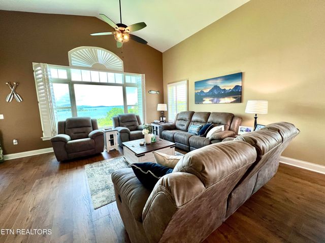 1283 Highway 139 406C, Dandridge, TN 37725