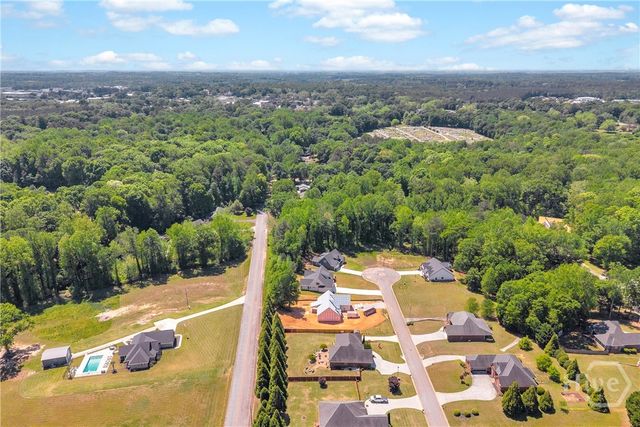 89 Huntington Drive, Lavonia, GA 30553