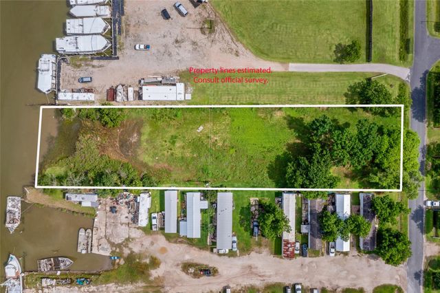 4301 20th Street N, Texas City, TX 77590