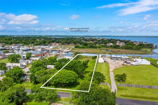 4301 20th Street N, Texas City, TX 77590