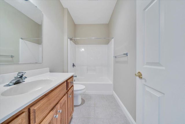 28 Queen Mothers CT, Wirtz, VA 24184