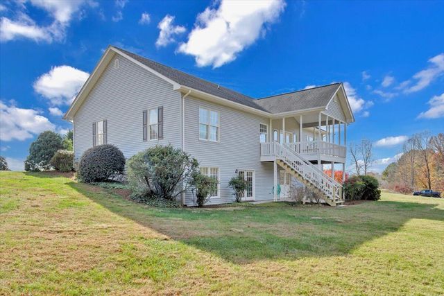 28 Queen Mothers CT, Wirtz, VA 24184