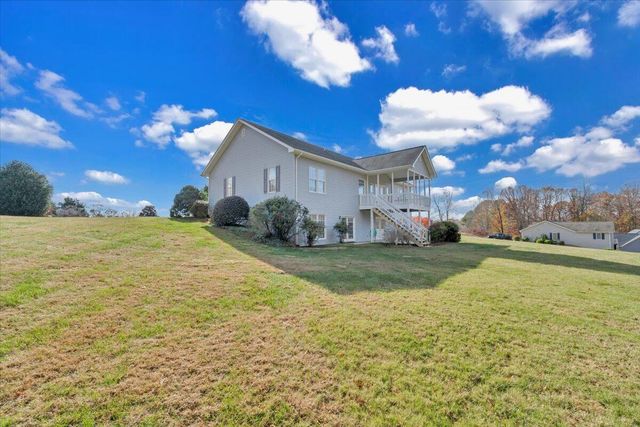 28 Queen Mothers CT, Wirtz, VA 24184