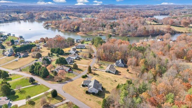 28 Queen Mothers CT, Wirtz, VA 24184