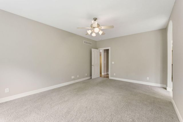 2012 N 7th Avenue, Ozark, MO 65721