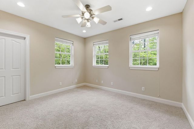 2012 N 7th Avenue, Ozark, MO 65721