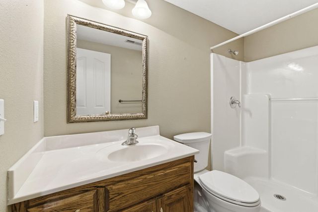 2012 N 7th Avenue, Ozark, MO 65721