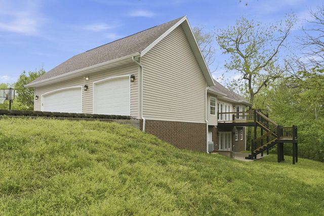 2012 N 7th Avenue, Ozark, MO 65721