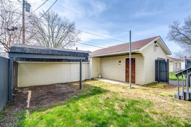 621 Geiger Avenue SW, Massillon, OH 44647