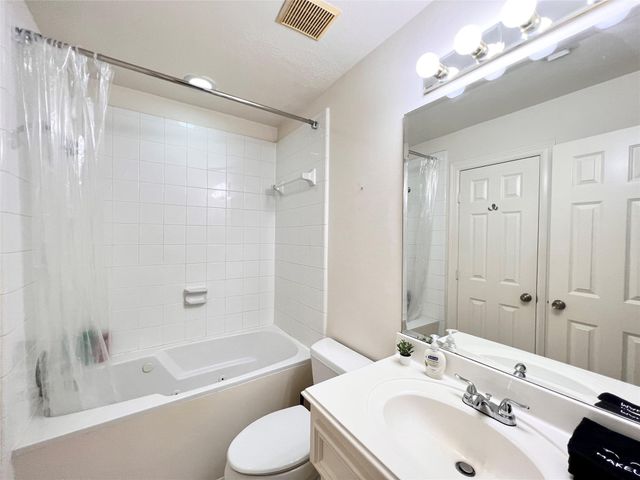 1502 Crocker Street, Houston, TX 77019