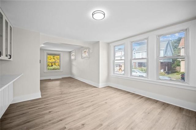 7454 Fleming St, Swissvale, PA 15218