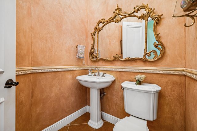 522 Les Jardin Drive, Palm Beach Gardens, FL 33410