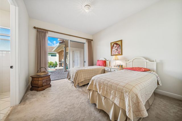 522 Les Jardin Drive, Palm Beach Gardens, FL 33410