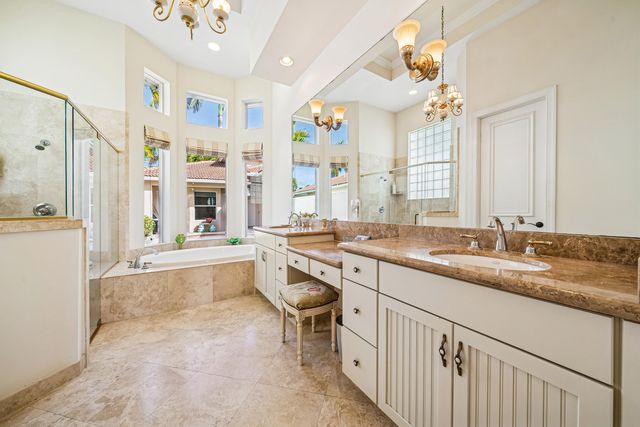 522 Les Jardin Drive, Palm Beach Gardens, FL 33410