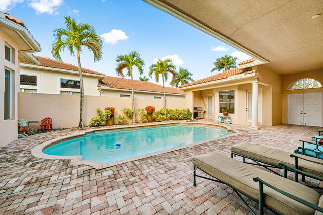 522 Les Jardin Drive, Palm Beach Gardens, FL 33410