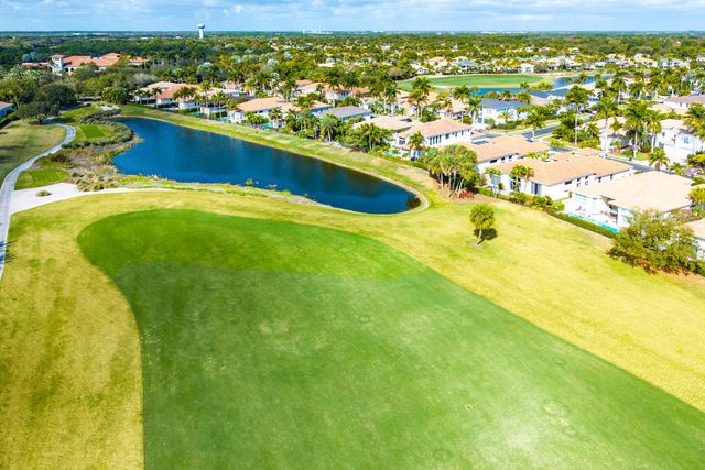 522 Les Jardin Drive, Palm Beach Gardens, FL 33410