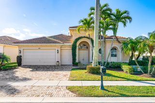 522 Les Jardin Drive, Palm Beach Gardens, FL 33410