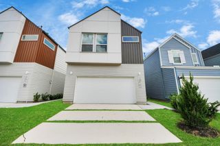 3015 Pelon Cay Drive, Houston, TX 77047