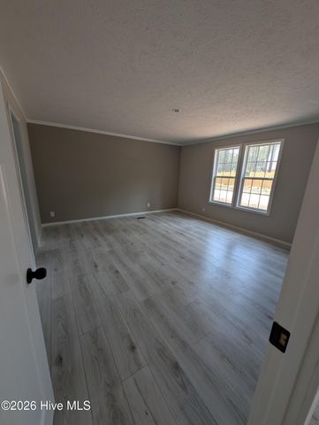 521 Veronica Way, West End, NC 27376
