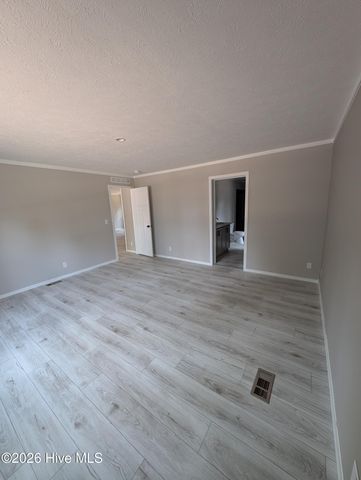 521 Veronica Way, West End, NC 27376