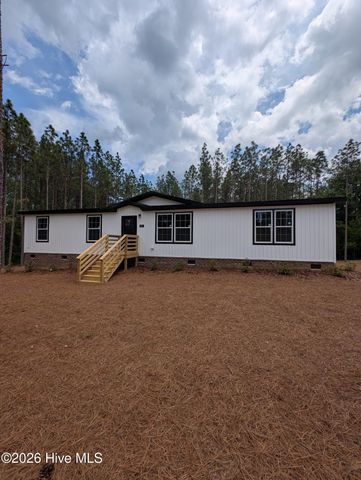 521 Veronica Way, West End, NC 27376