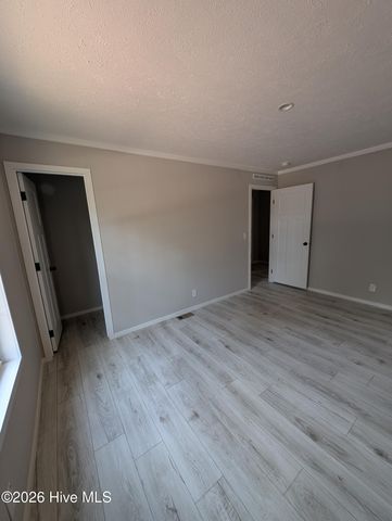 521 Veronica Way, West End, NC 27376