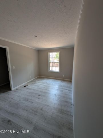 521 Veronica Way, West End, NC 27376