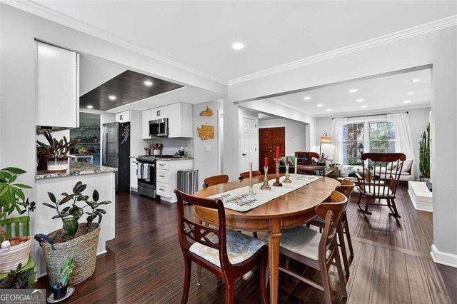 571 Tahoe Circle, Stone Mountain, GA 30083