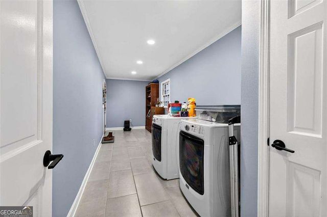 571 Tahoe Circle, Stone Mountain, GA 30083