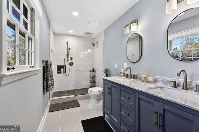 571 Tahoe Circle, Stone Mountain, GA 30083