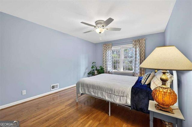 571 Tahoe Circle, Stone Mountain, GA 30083