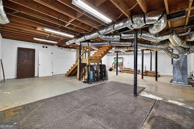 571 Tahoe Circle, Stone Mountain, GA 30083