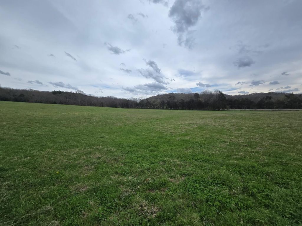 0 hwy 130 E, Shelbyville, TN 37160