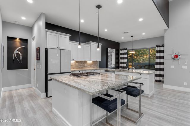 7067 E RIDGEVIEW Lane, Carefree, AZ 85377