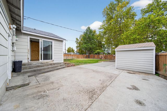 1912 Hood Ave, Richland, WA 99354