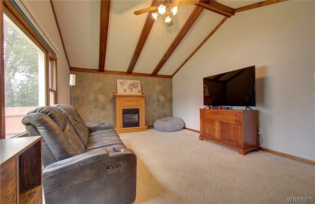 1603 Love Road, Grand Island, NY 14072