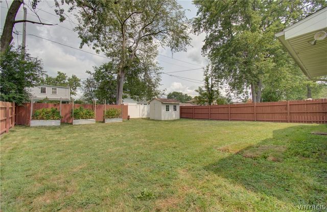 1603 Love Road, Grand Island, NY 14072
