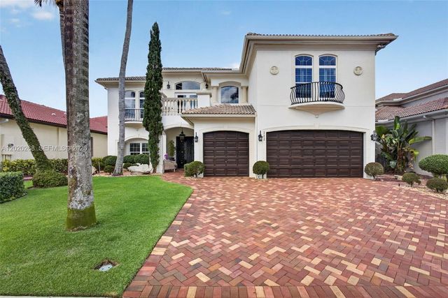 111 Abondance Dr, Palm Beach Gardens, FL 33410