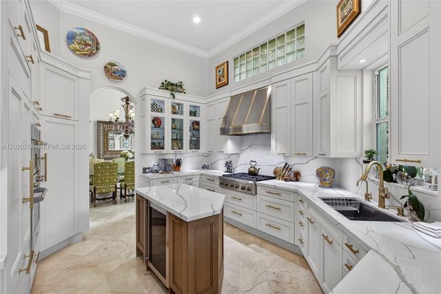 111 Abondance Dr, Palm Beach Gardens, FL 33410